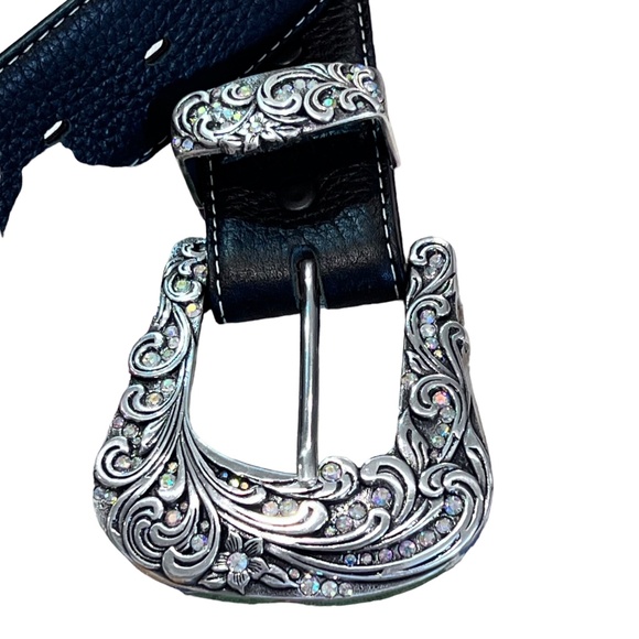 Tony Lama Kaitlyn Swarovski Crystals Metal Bead Black Leather Belt main image 6